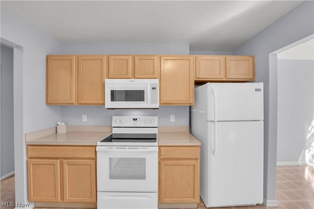 18376 Woodhaven Drive, Strongsville, OH 44149