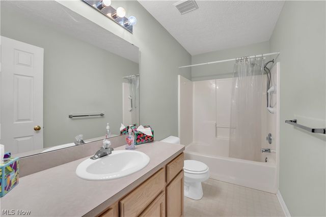 18376 Woodhaven Drive, Strongsville, OH 44149