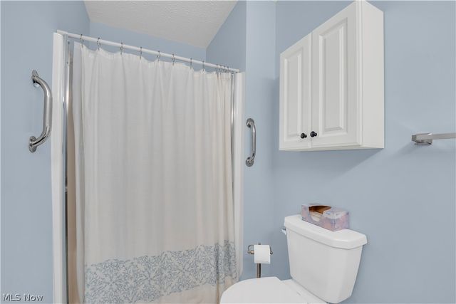 18376 Woodhaven Drive, Strongsville, OH 44149