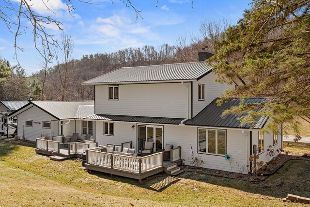 E10880 County Road P, Westby, WI 54667