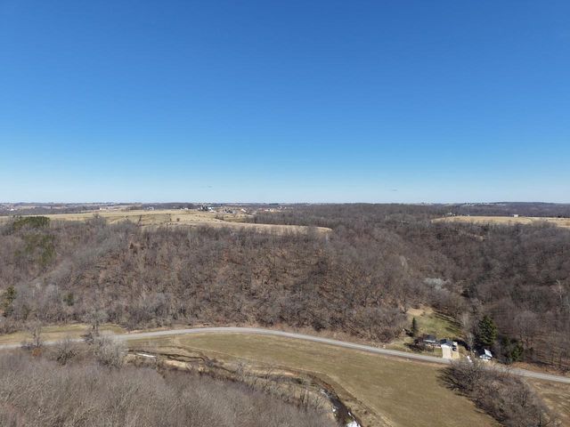 E10880 County Road P, Westby, WI 54667