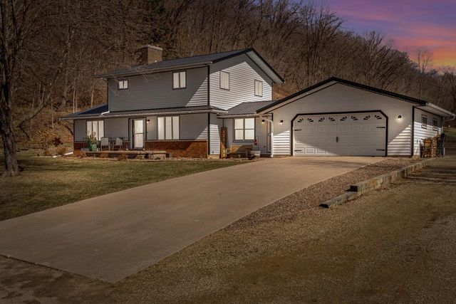 E10880 County Road P, Westby, WI 54667