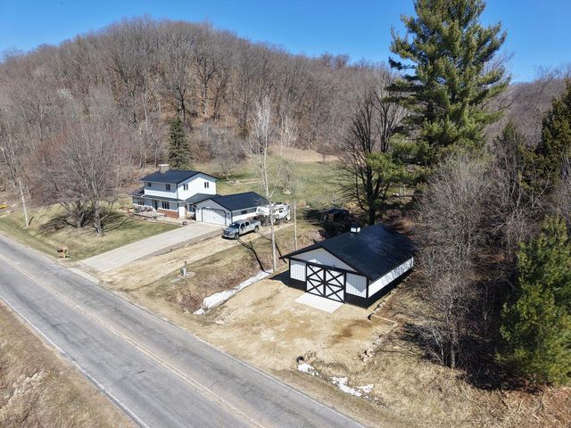 E10880 County Road P, Westby, WI 54667