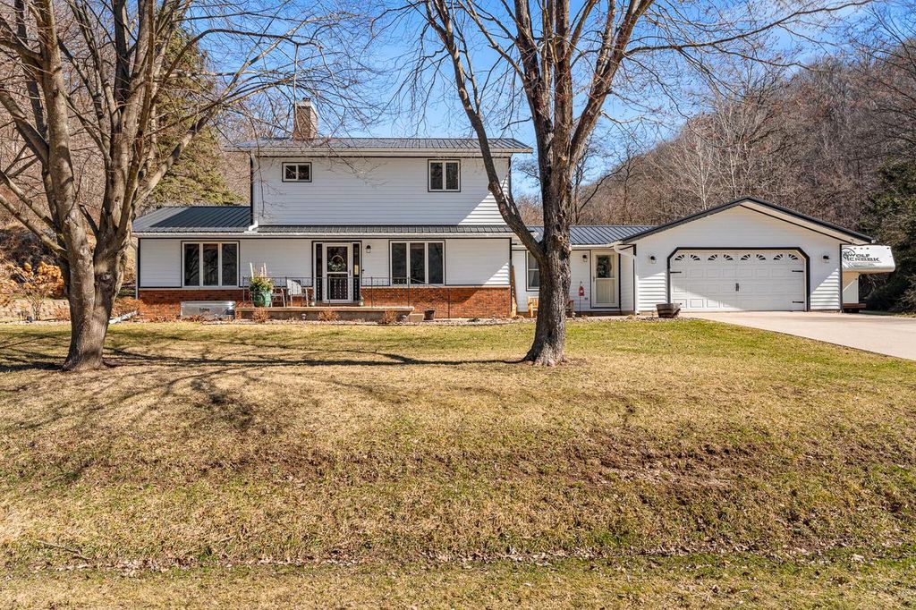 E10880 County Road P, Westby, WI 54667