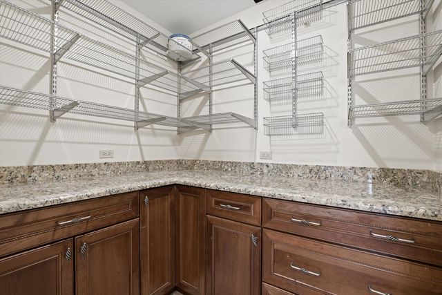 8238 W Balmoral Avenue, Chicago, IL 60656