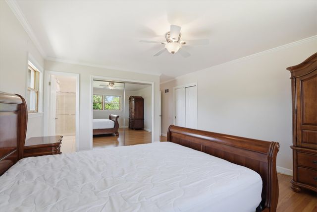 8238 W Balmoral Avenue, Chicago, IL 60656