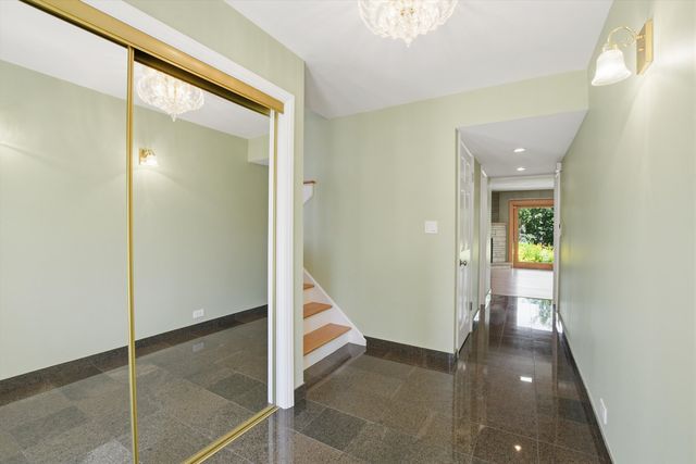 8238 W Balmoral Avenue, Chicago, IL 60656
