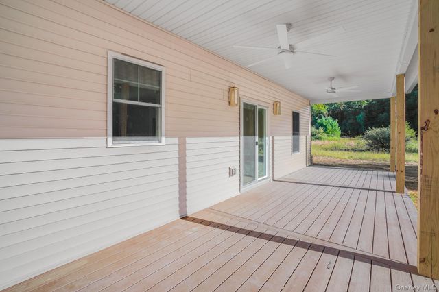 153 S Quaker Lane, Hyde Park, NY 12538
