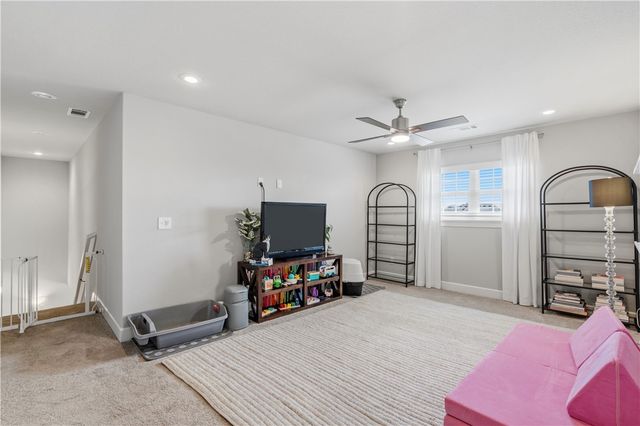 2407 SW 18th Street, Bentonville, AR 72713