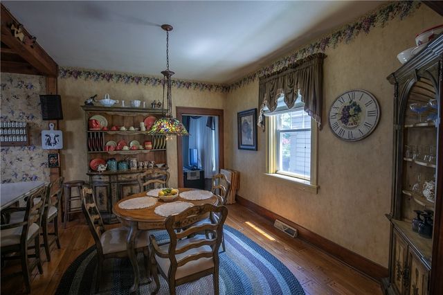 156 Taylor Ave, Beaver, PA 15009