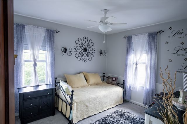 156 Taylor Ave, Beaver, PA 15009