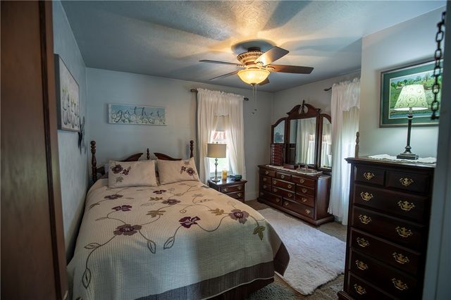 156 Taylor Ave, Beaver, PA 15009