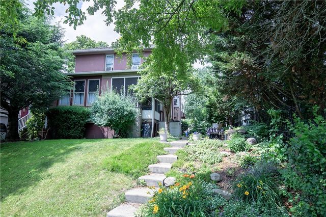 156 Taylor Ave, Beaver, PA 15009