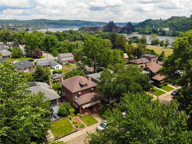 156 Taylor Ave, Beaver, PA 15009