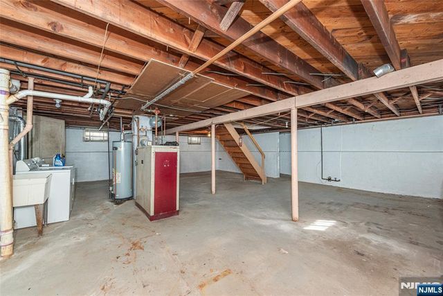 90 Dick Street, Clifton, NJ 07013