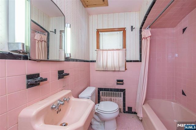 90 Dick Street, Clifton, NJ 07013