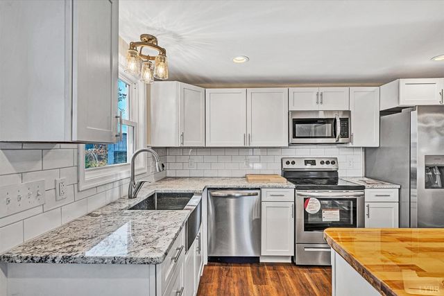 1088 Piney Grove School Road, Moneta, VA 24121