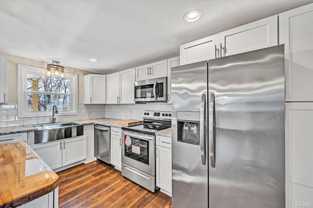 1088 Piney Grove School Road, Moneta, VA 24121