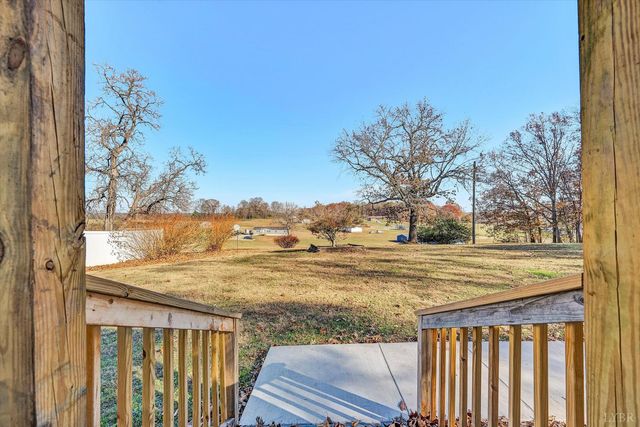 1088 Piney Grove School Road, Moneta, VA 24121