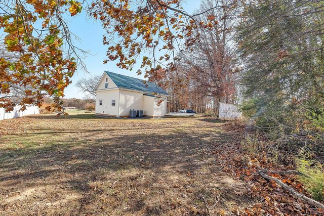 1088 Piney Grove School Road, Moneta, VA 24121