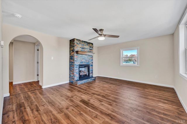 1088 Piney Grove School Road, Moneta, VA 24121