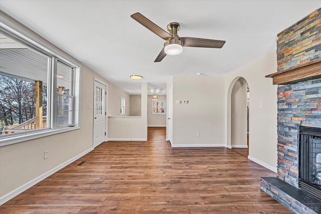 1088 Piney Grove School Road, Moneta, VA 24121