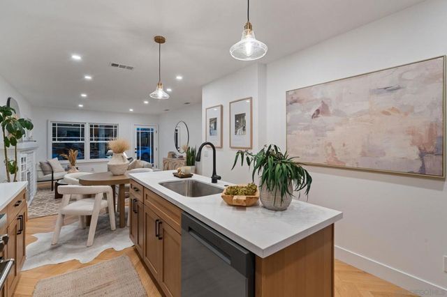 4515 Louisiana St, San Diego, CA 92116