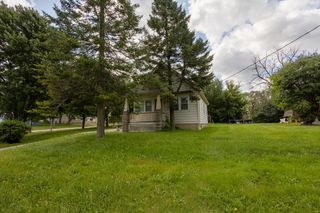 2325 W Kimberly AVENUE, Milwaukee, WI 53221