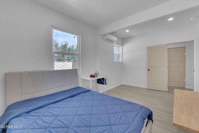 8720 Aranda Lane, El Paso, TX 79907