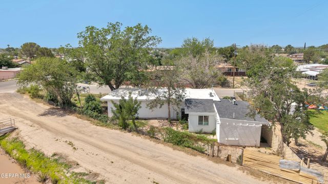 8720 Aranda Lane, El Paso, TX 79907