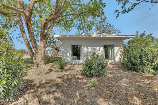 8720 Aranda Lane, El Paso, TX 79907
