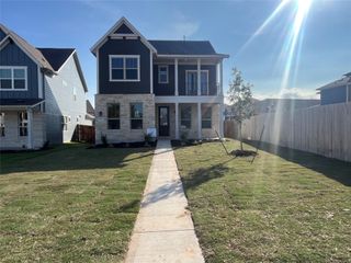 225 Woodrow LN, Liberty Hill, TX 78642