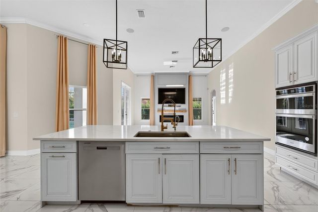 2776 KISSIMMEE BAY CIRCLE, Kissimmee, FL 34744