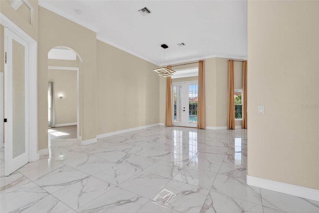 Image 17 of property listing at 2776 KISSIMMEE BAY CIRCLE, Kissimmee, FL 34744