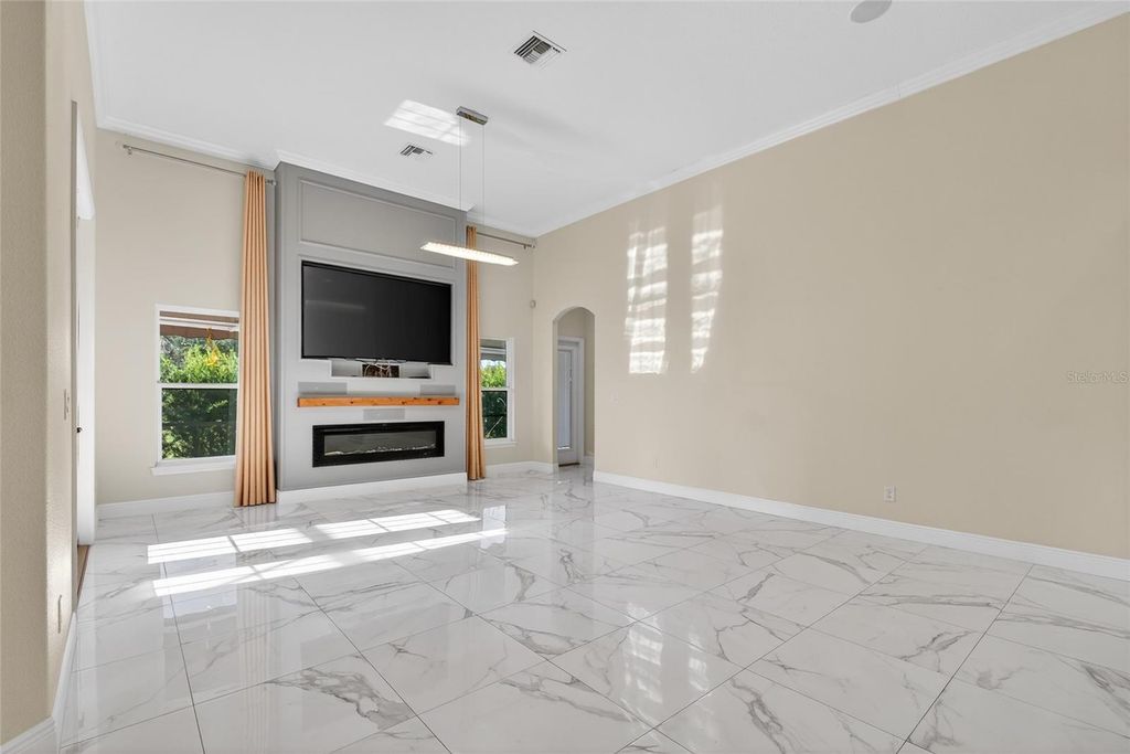 Image 25 of property listing at 2776 KISSIMMEE BAY CIRCLE, Kissimmee, FL 34744
