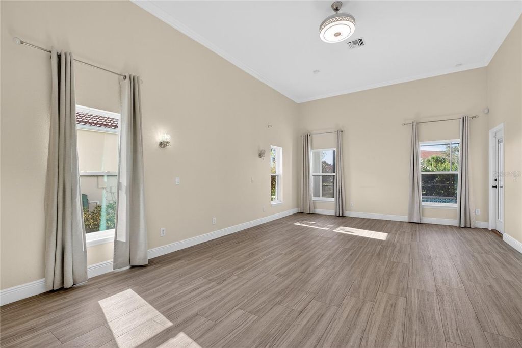 Image 30 of property listing at 2776 KISSIMMEE BAY CIRCLE, Kissimmee, FL 34744