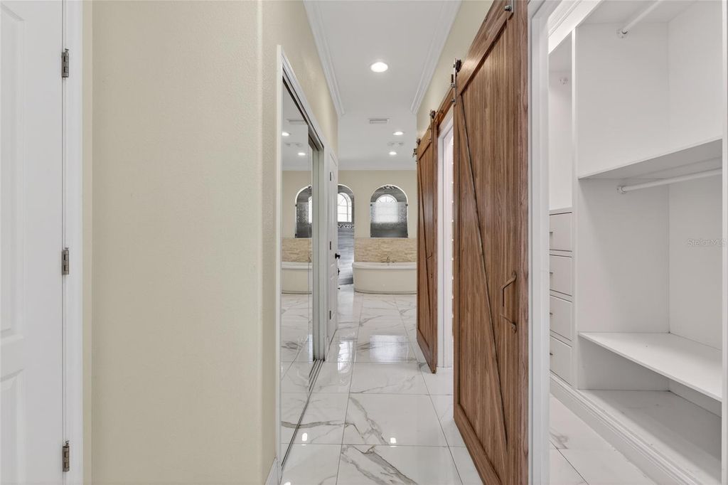 Image 32 of property listing at 2776 KISSIMMEE BAY CIRCLE, Kissimmee, FL 34744