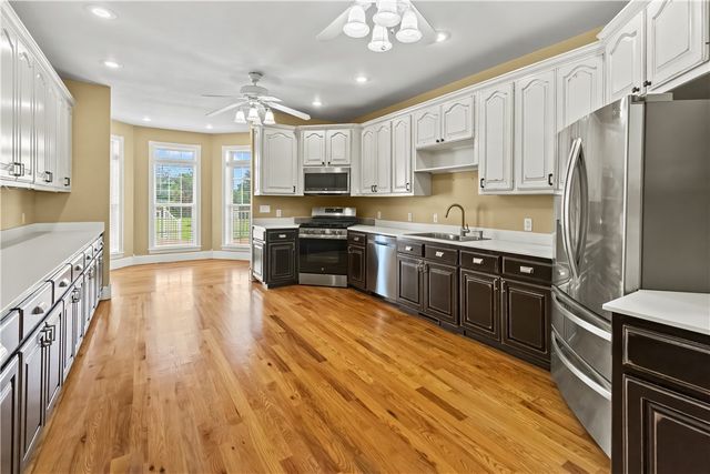 2562 Prairie View Road, Harrison, AR 72601