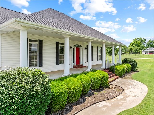 2562 Prairie View Road, Harrison, AR 72601