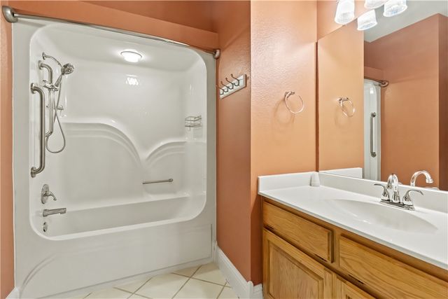 2562 Prairie View Road, Harrison, AR 72601
