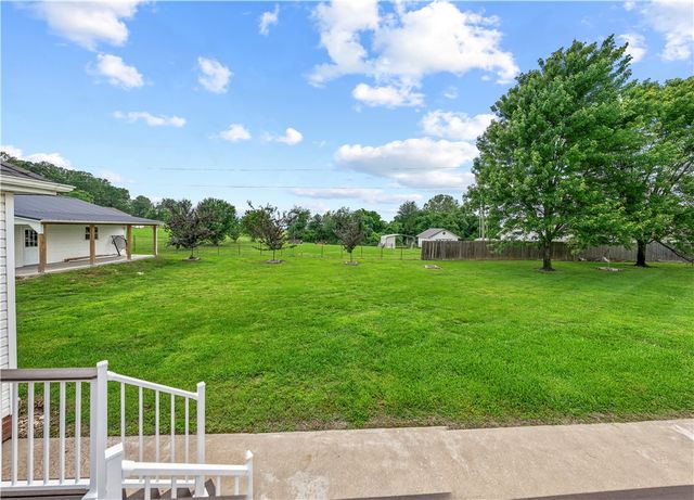 2562 Prairie View Road, Harrison, AR 72601