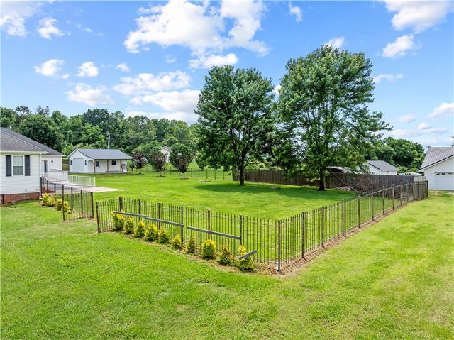 2562 Prairie View Road, Harrison, AR 72601