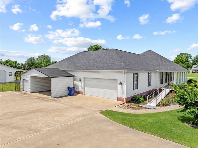 2562 Prairie View Road, Harrison, AR 72601
