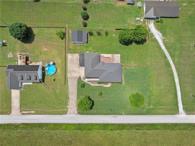 2562 Prairie View Road, Harrison, AR 72601