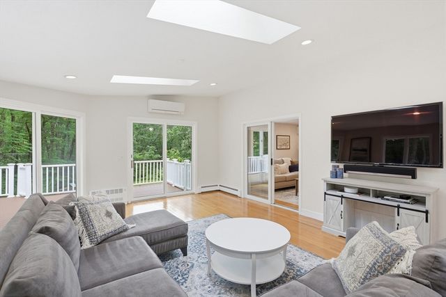 99 Nourse Rd, Bolton, MA 01740