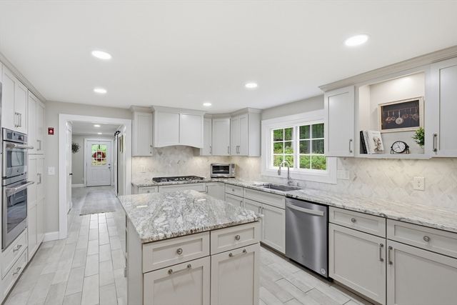 99 Nourse Rd, Bolton, MA 01740