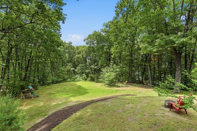 99 Nourse Rd, Bolton, MA 01740