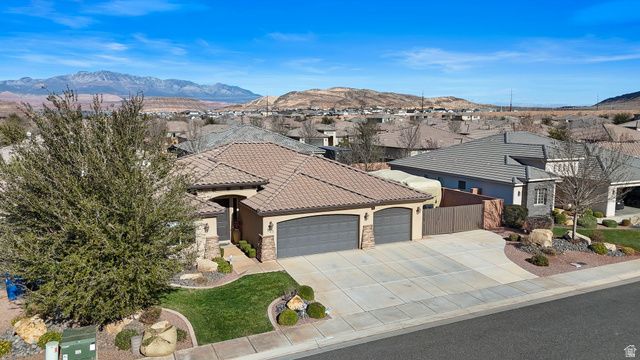 925 E 3900 S, Washington, UT 84780