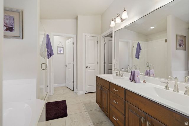 925 E 3900 S, Washington, UT 84780