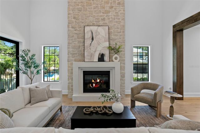 4633 W LOWELL AVENUE, Tampa, FL 33629